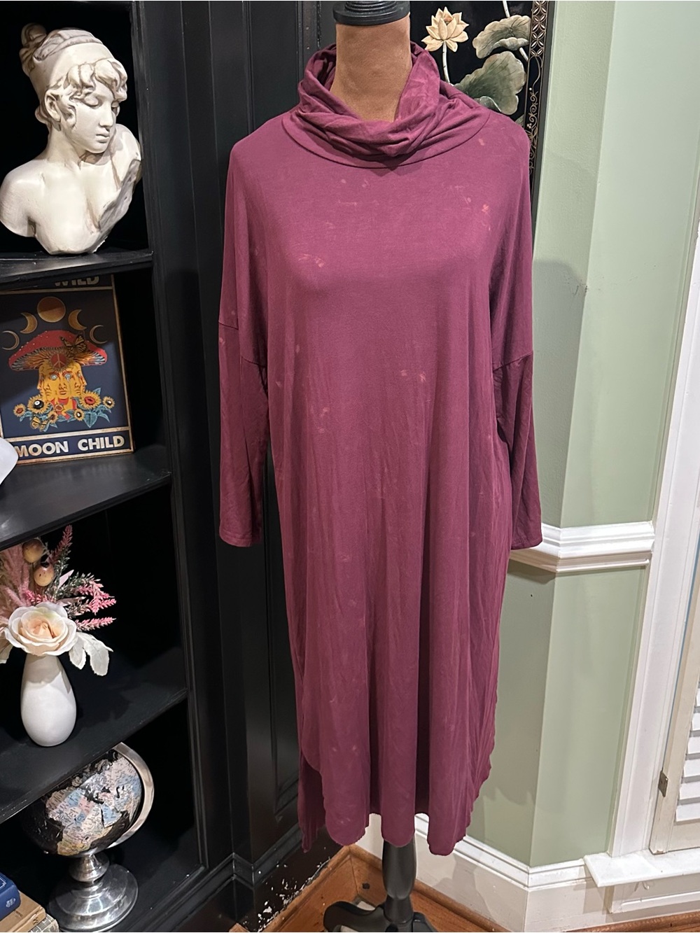 POL Burgundy Tie‑Dye Cowl‑Neck Midi Dress – Size Medium